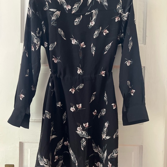 Short floral dress - Picture 6 of 6